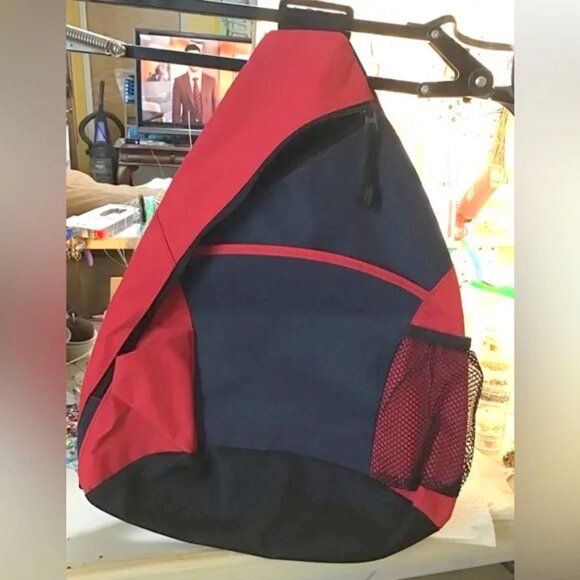 Unisex Zippers bucket over the shoulder bag black, red, blue 1 strap backpack - Picture 11 of 11